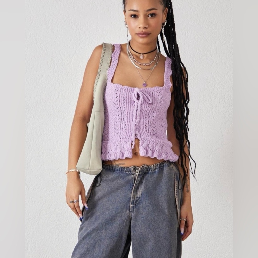 Urban Outfitters Lavender Knit Sleeveless summer sweater size large